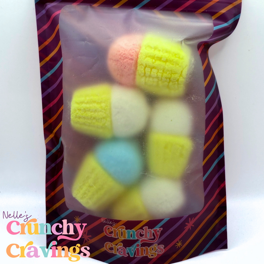 Freeze dried cupcake shapped marshmallows